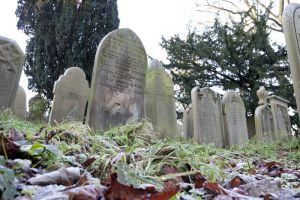 haworth church yard dec 2011 sm.jpg